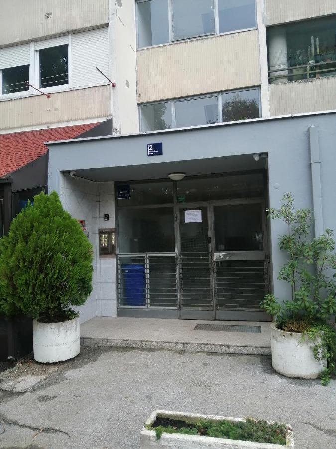 Apartman Stonewood West Zagreb Exterior foto